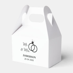 Mr & Mrs add family namn date year bröllopsförmån Presentaskar