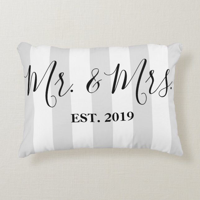 Mr & Mrs Decorative Pillow Prydnadskudde (Framsidan)