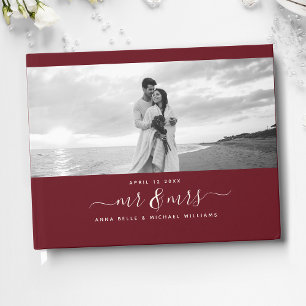 Mr & Mrs Elegant Script Burgundy Photo Bröllop Gästböcker