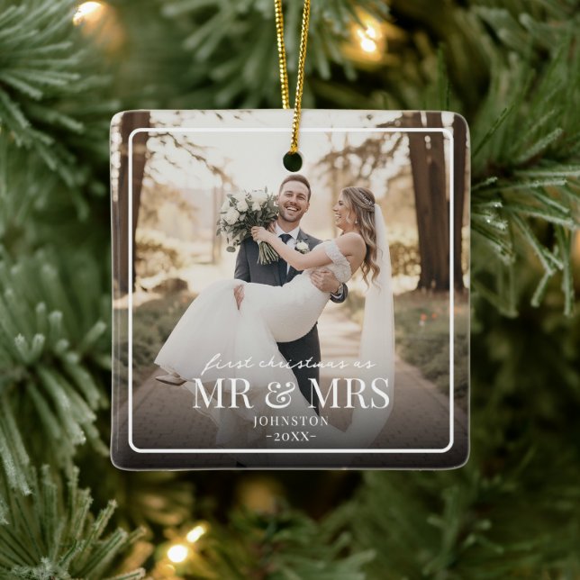 Mr & Mrs First Chirstmas Boarder Custom Photo  Julgransprydnad Keramik (Träd)