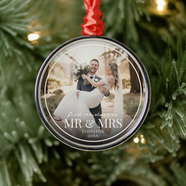 Mr & Mrs First Chirstmas Boarder Custom Photo  Julgransprydnad Metall (Träd)