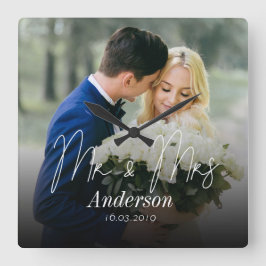 Mr & Mrs. | Foto för Family Namn Anpassningsbar Fyrkantig Klocka