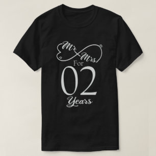 Mr. & Mrs i 2 år, andra Bröllop-årsdagen T Shirt