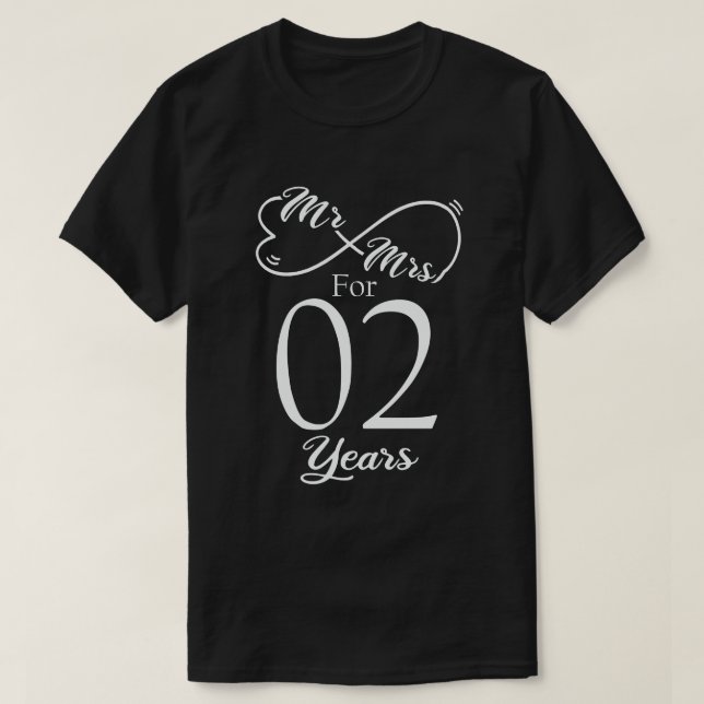 Mr. & Mrs i 2 år, andra Bröllop-årsdagen T Shirt (Design framsida)