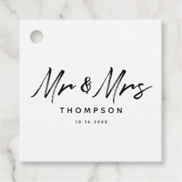Mr. & Mrs Modern Black White Script Bröllop Gåvor Etiketter