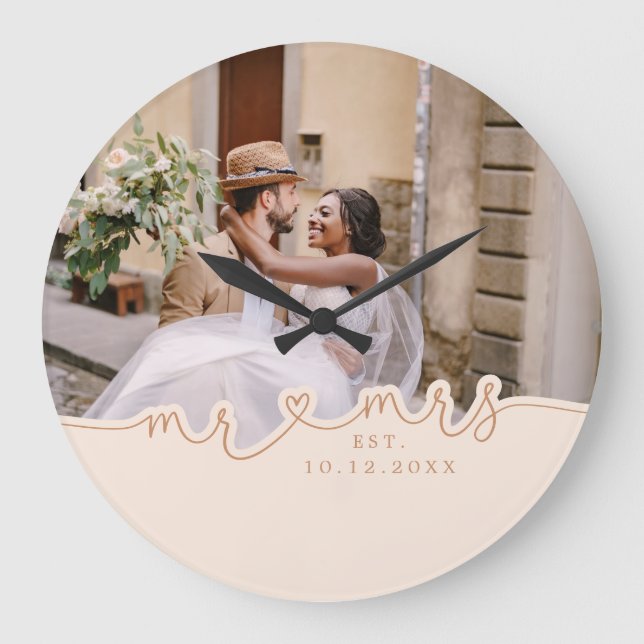 Mr Mrs Script Heart Photo Wedding Stor Klocka (Framsida)