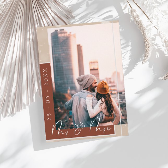 Mr & Mrs Terracotta Typography Script Photo Spara Datumet (Skapare uppladdad)