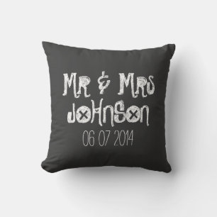 Mr. och Mrs. Black chalkboard bröllop dekorativ ku Kudde