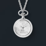 Mr och Mrs. | Modern skript Bröllop Armbandsur<br><div class="desc">"Mr and Mrs" Modern Script Personlig Couple Gift-Perfekt som bröllopsgåvor för nya lyft,  bröllop-jubileumsgåvor,  Alla hjärtans daggåvor och gåvor till alla tillfälle. Observera att marmordetaljer simuleras i teckningen. Ingen egentlig marmor kommer att användas i produktens skapar.</div>