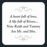 Mr och Mrs Square Sticker Fyrkantigt Klistermärke<br><div class="desc">Den här charmerande Mr och Mrs2-klistermärket har en raring-personlig med bruden och brudgummens namn. Det skulle vara ett klistermärke för perfekt för att dekorera en affär med Hershey Kisses.
Matchande produkter är tillgängliga.</div>