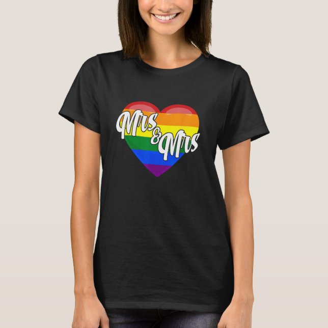 Mrs & Mrs Lesbian Gay LGBTQ Pride Month Support Gr T Shirt (Framsida)