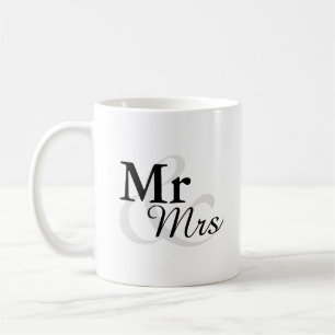 &Mrs Simple Elegant Typography Wedding Favor Kaffemugg