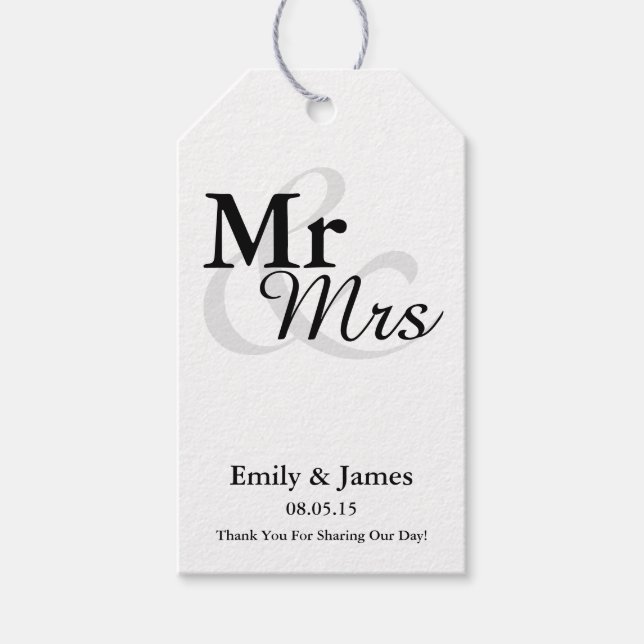 &Mrs Simple Elegant Typography Wedding Favor Presentetikett (Framsidan)