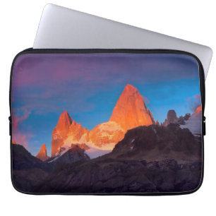 Mt Fitz Roy på soluppgången Laptop Fodral