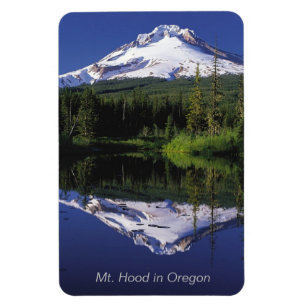 Mt. Huva och dess reflektion över Sjö på en 4"x Magnet