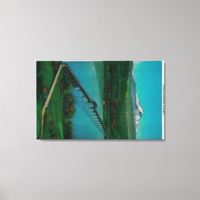 Mt. Huva och mellanstatlig brygga i vit lax Canvastryck (Framsida)