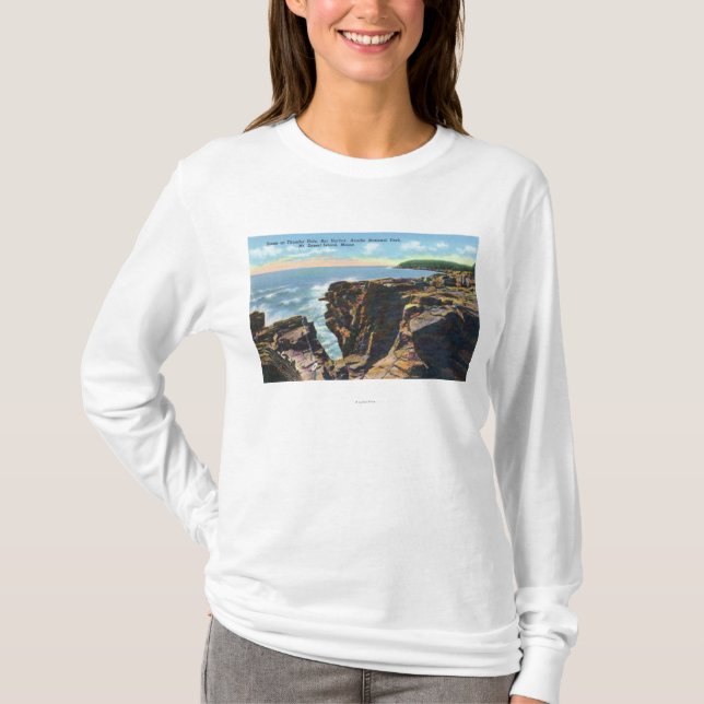 Mt. Öde ö beskådar av åskahål Tee Shirt (Framsida)