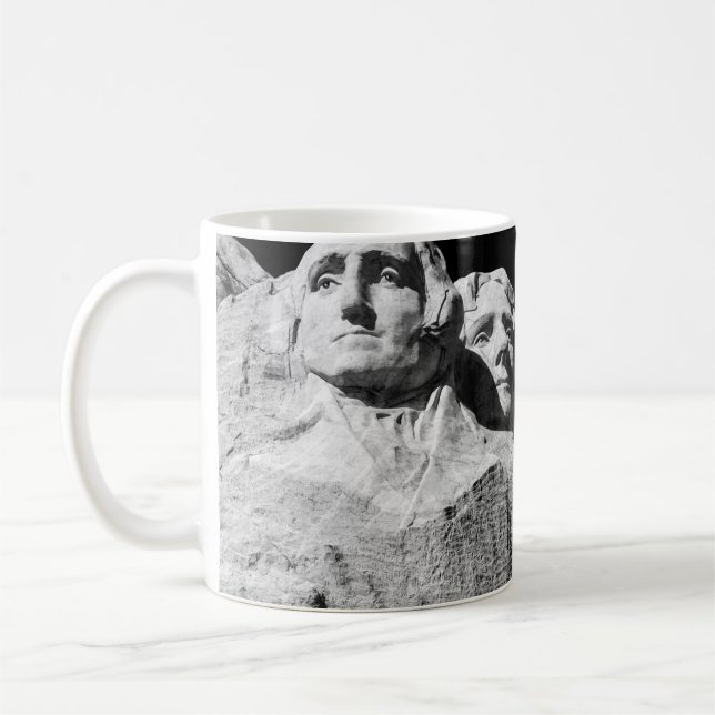 MT. RUSHMORE UNDER DAGEN KAFFEMUGG (Vänster)