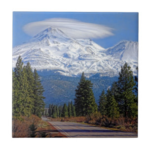 MT-SHASTA MED LINSFORMAT KAKELPLATTA