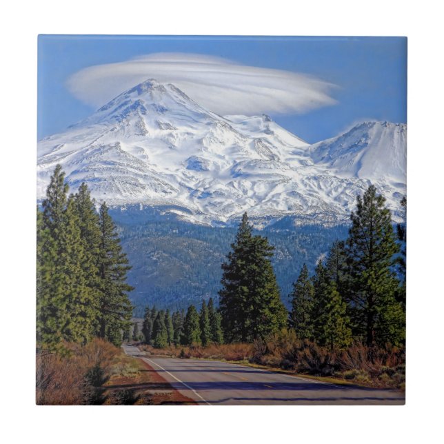 MT-SHASTA MED LINSFORMAT KAKELPLATTA (Framsidan)