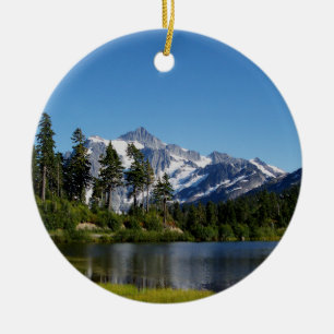 Mt Shuksan från bild sjön Julgransprydnad Keramik