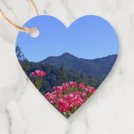 Mt Tamalpais med Rosa Flowers Gåvor Etiketter