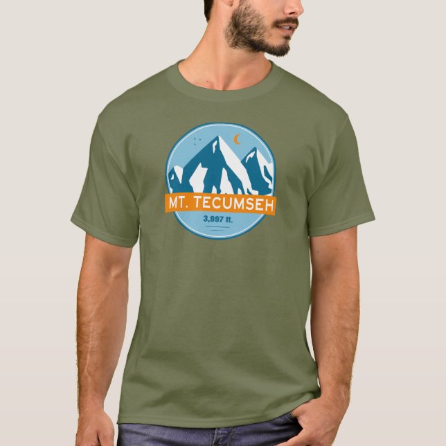 Mt. Tecumseh New Hampshire Stars Moon T Shirt (Framsida)