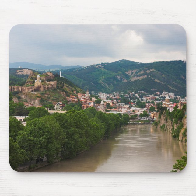 Mt'k'vari floden flyter, Tbilisi Musmatta (Framsidan)