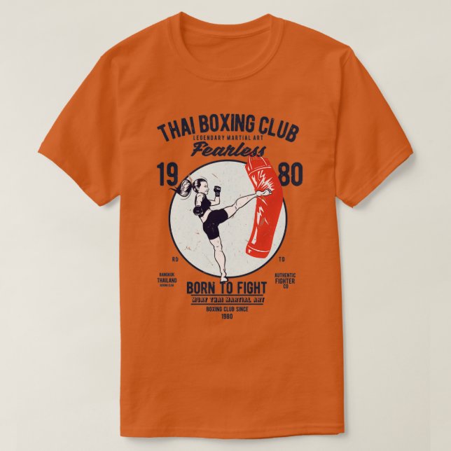 Muay Thai Kickboxing Girl Punchbag Martial Art Tha T Shirt (Design framsida)