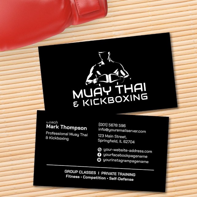Muay Thai och Kickboxing Coach - Svartvit Visitkort (Skapare uppladdad)