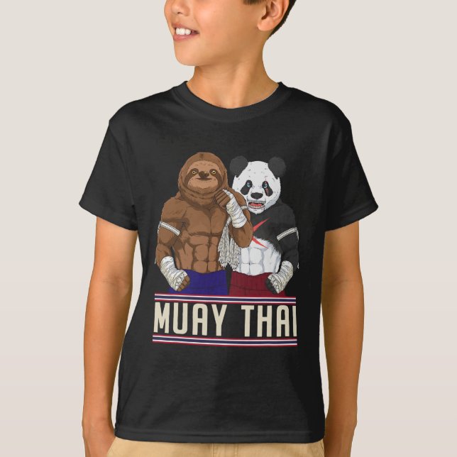 Muay Thai Sloth Panda Kickboxing Fighter  T Shirt (Framsida)