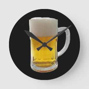 Mugg av öl rund klocka