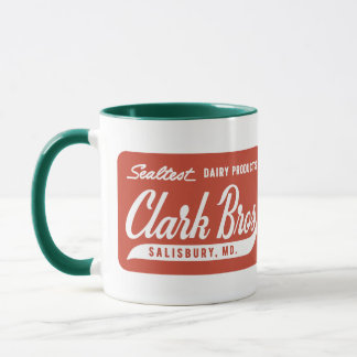 Mugg för Clark broderkaffe, grönt och rött