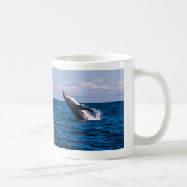 Mugg för kaffe för puckelryggvalbrytning