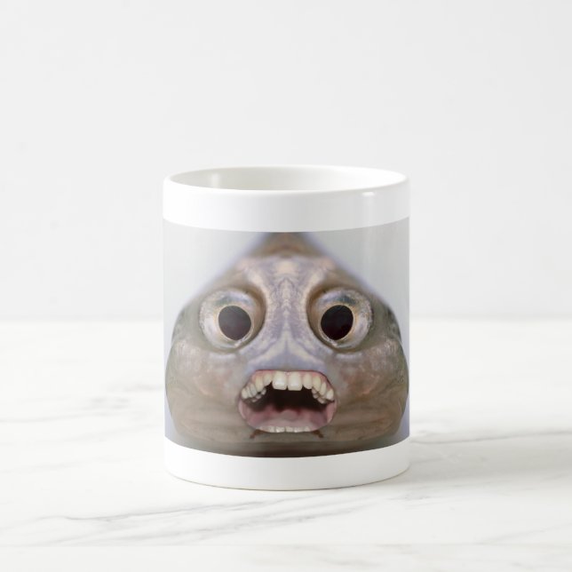 Mugg för kaffe för roligt kusligt fiskhuvud (Center)