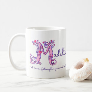 Mugg för monogram för Madeline känd menande bre