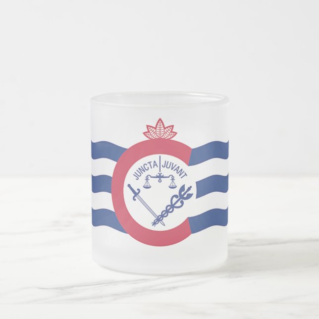 Mugg, fryst, av litet glas med flagga av Cincinnat Frostad Glasmugg (Center)