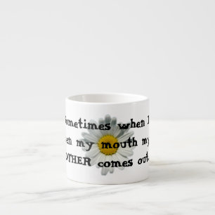 Mugg ibland, när jag öppnar min mun. espressomugg