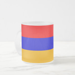 Mugg med flagga av Armenien, fryst