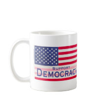 Mugg med Flagga "Support Democracy"