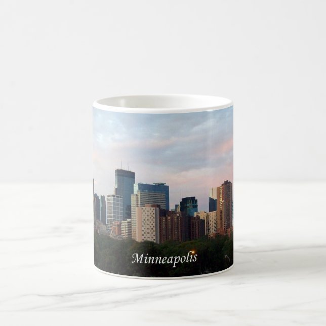 MUGG: Minneapolis Minnesota horisont - FULL WRAP_ Kaffemugg (Center)