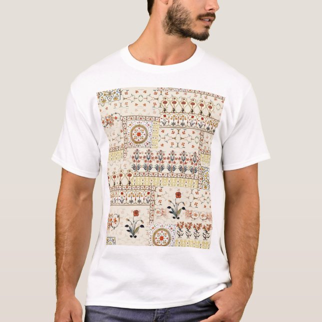 Mughal Blommigt Paisley: Ethnic Digital Elegance. T Shirt (Framsida)