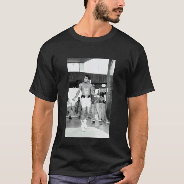 Muhammad Ali Världsmästare Boxare Tränar Catskill  T Shirt (Framsida)