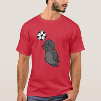 Mullvad spelar fotboll djur hög vänner t shirt