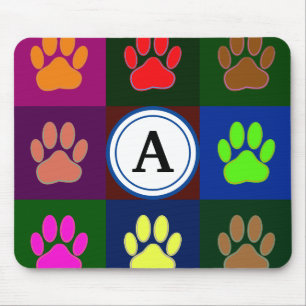 Multifärgad Hund Paw-utskrift Mönster med monogram Musmatta