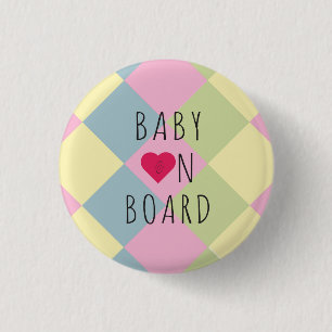 Multifärgad Lycklig Baby på Graviden ombord Knapp