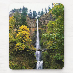Multnomah Falls, Columbia River Gorge, Oregon Musmatta