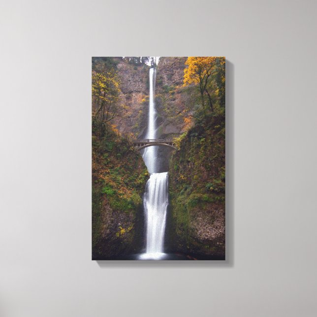 Multnomah Falls i slutet av hösten Canvastryck (Framsida)