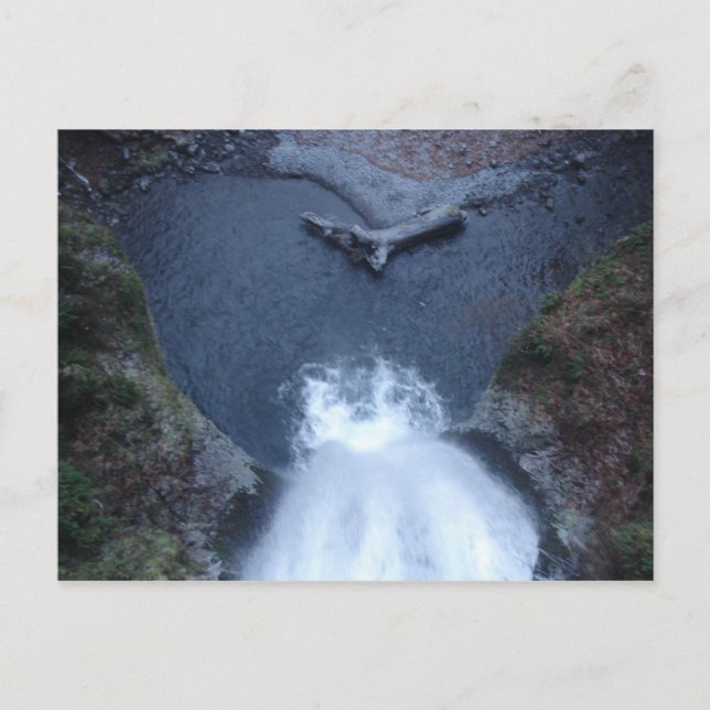 Multnomah Falls Tittar ned Vykort (Framsida)