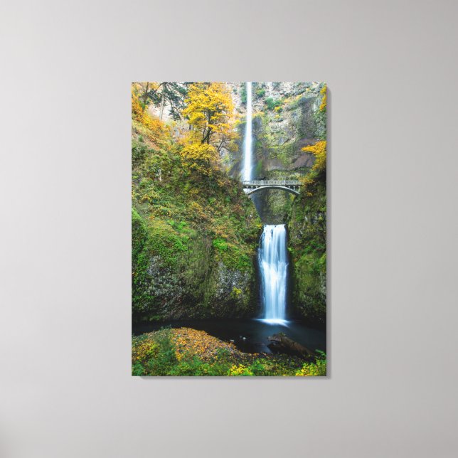 Multnomahfallen på hösten i Columbia Gorge Canvastryck (Framsida)